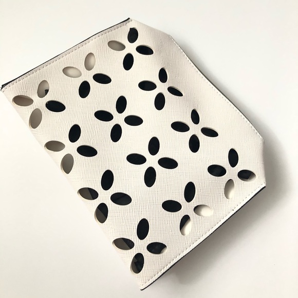 Estée Lauder Cosmetics Pouch - Picture 2 of 5